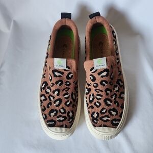 Cariuma IBI Slip On Leopard Print Knit Sneaker
